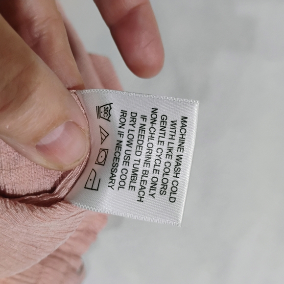 Women's Pink Ruffle Top and Shorts Set - Picture 9 of 15